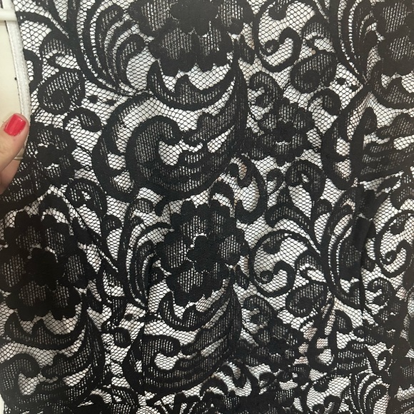 ⭐️ 3 for $20 SALE Women’s dress - Picture 2 of 7